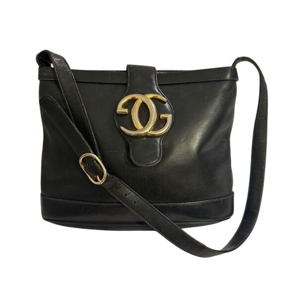 Gucci Black and Gold Leather Shoulder Bag with Iconic Logo - Picture 9 of 12
